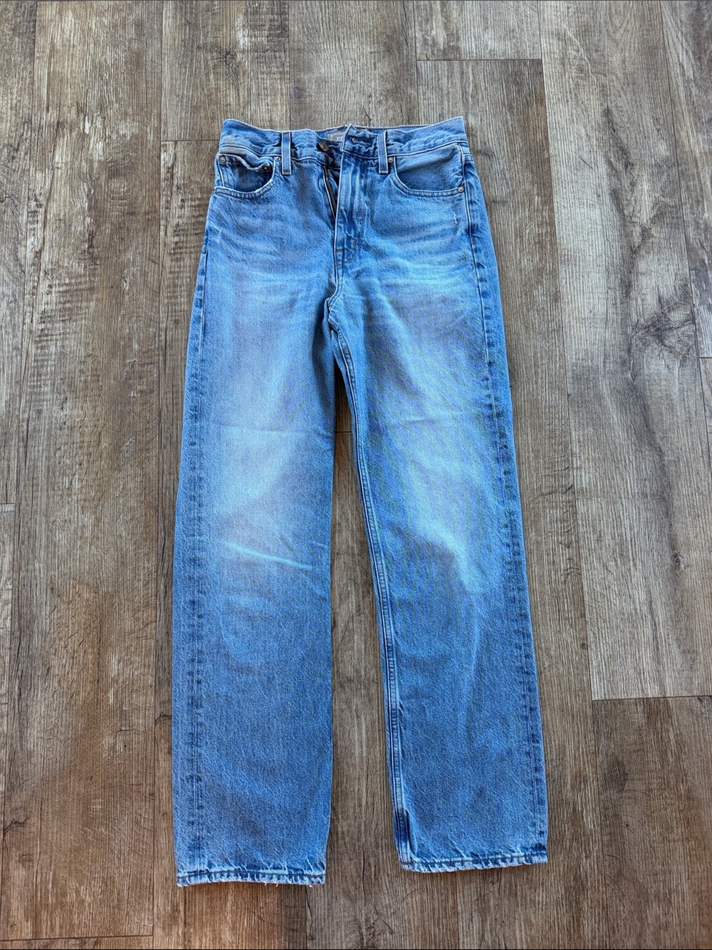 J. Crew Light Wash Point Sur Jeans